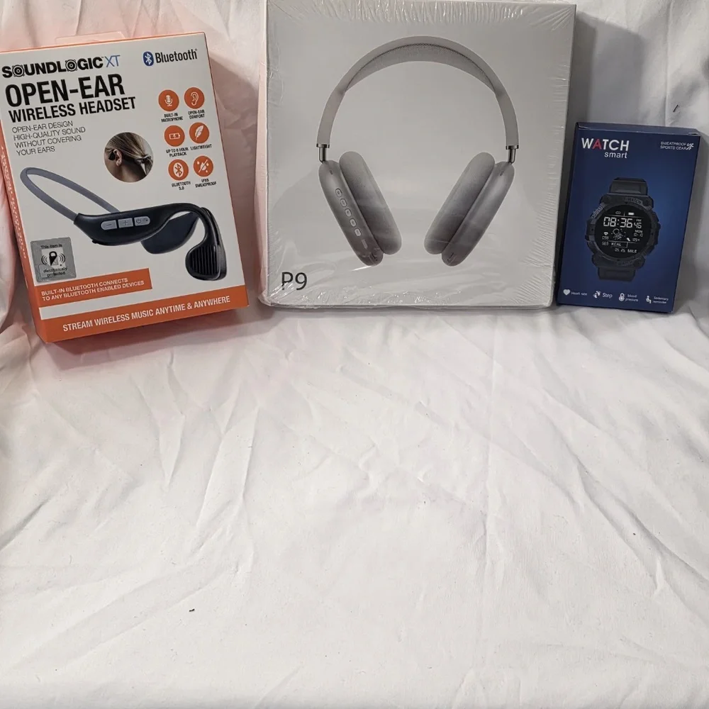 BUNDLE (Grey P9 Wireless Headphones + SoundLogic OpenEar + Black Smart Watch)
